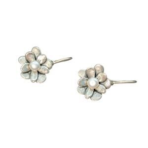 Silpada Retired 925 Sterling Silver Love Bloom Flower Drop Pearl Earrings